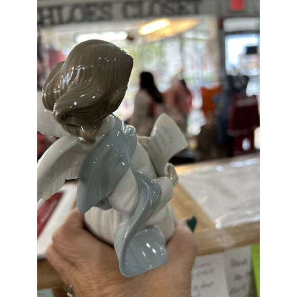 Lladro Rejoice Angel Embossed Skirt White‎ Blue - Picture 5 of 9